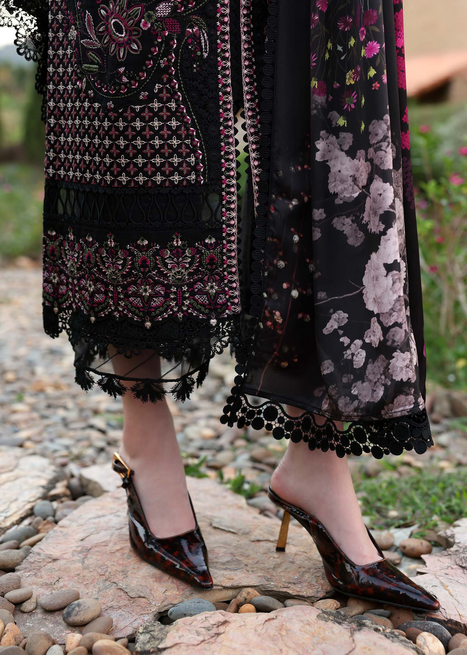 Isha By Kanwal Malik | ATHB18 - Image 4